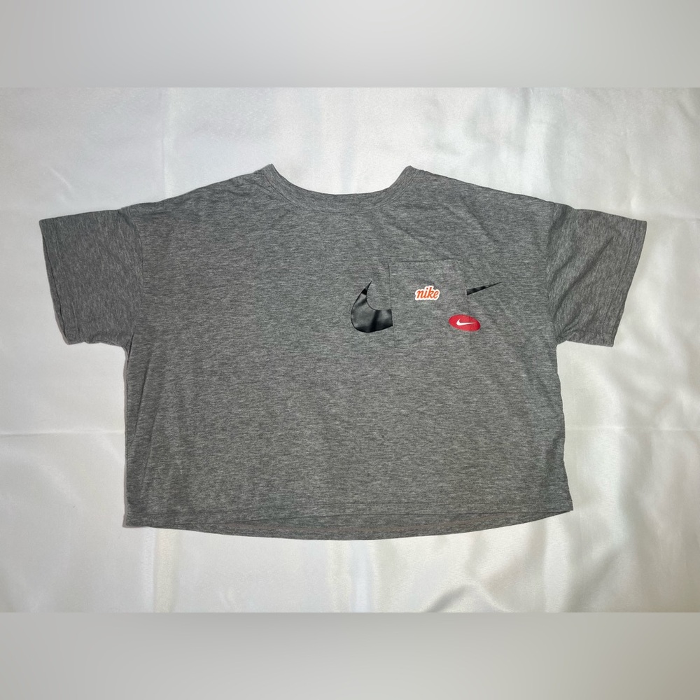 Nike Dri-Fit Gray Cropped Boxy Fit Tee with Red, Black & White Swoosh Sz M